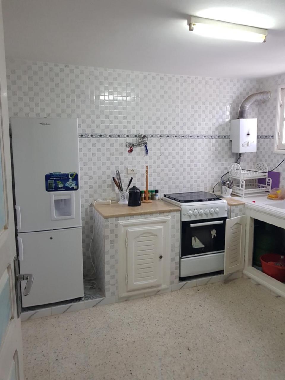 Maison Les Palmiers 300m De La Prázdninový dům Aghīr